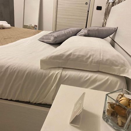 Montesantogroup Amalfi Room Neapol Zewnętrze zdjęcie
