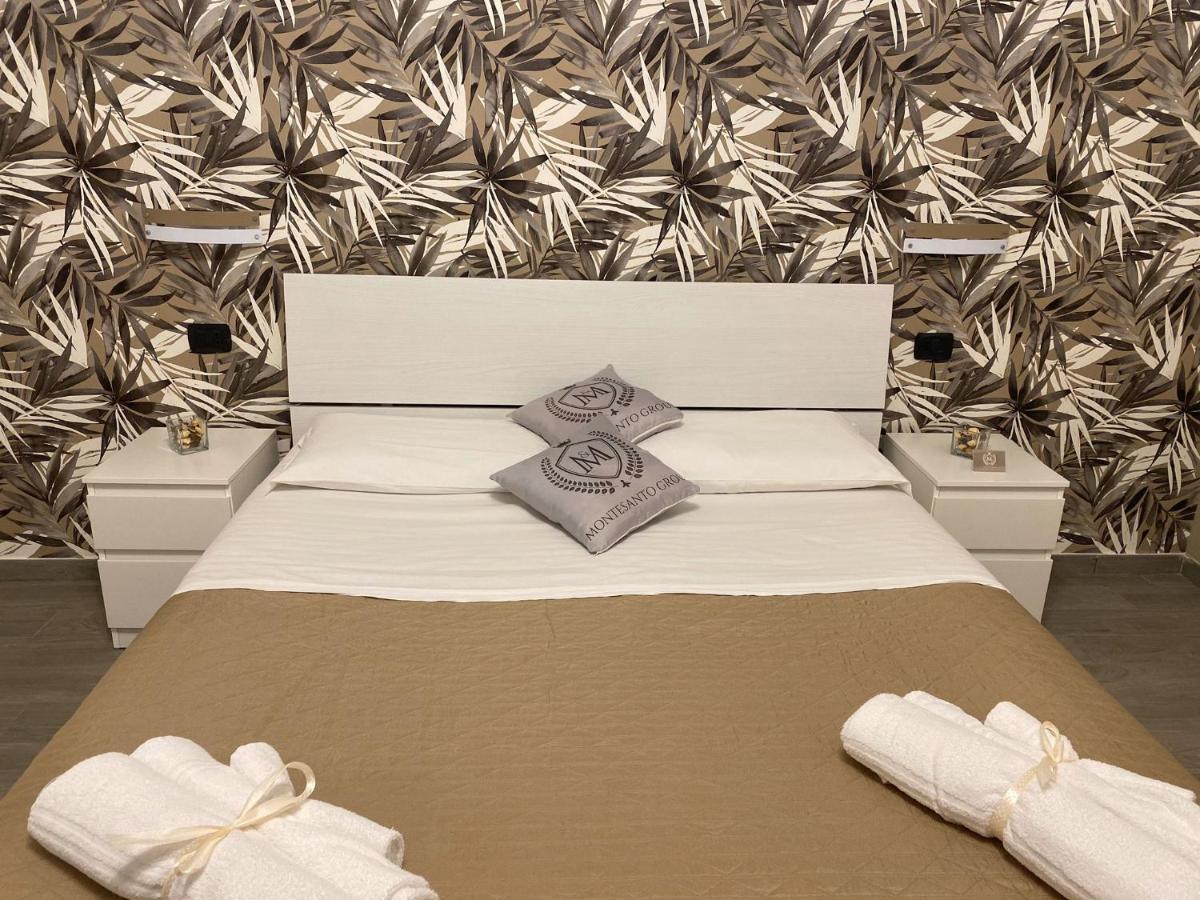 Montesantogroup Amalfi Room Neapol Zewnętrze zdjęcie